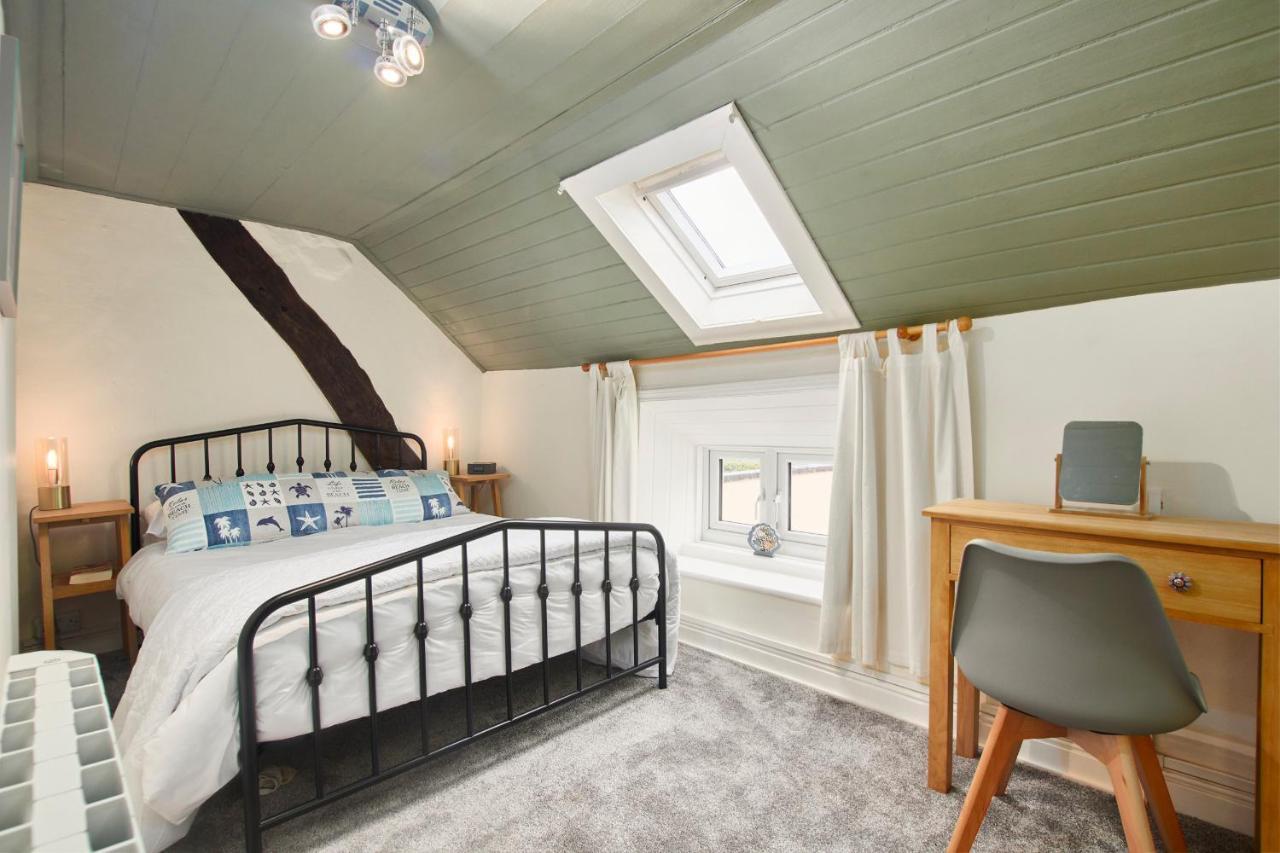 Stonewall Whitby Bagian luar foto